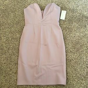 Strapless, sweat heart neckline mini dress